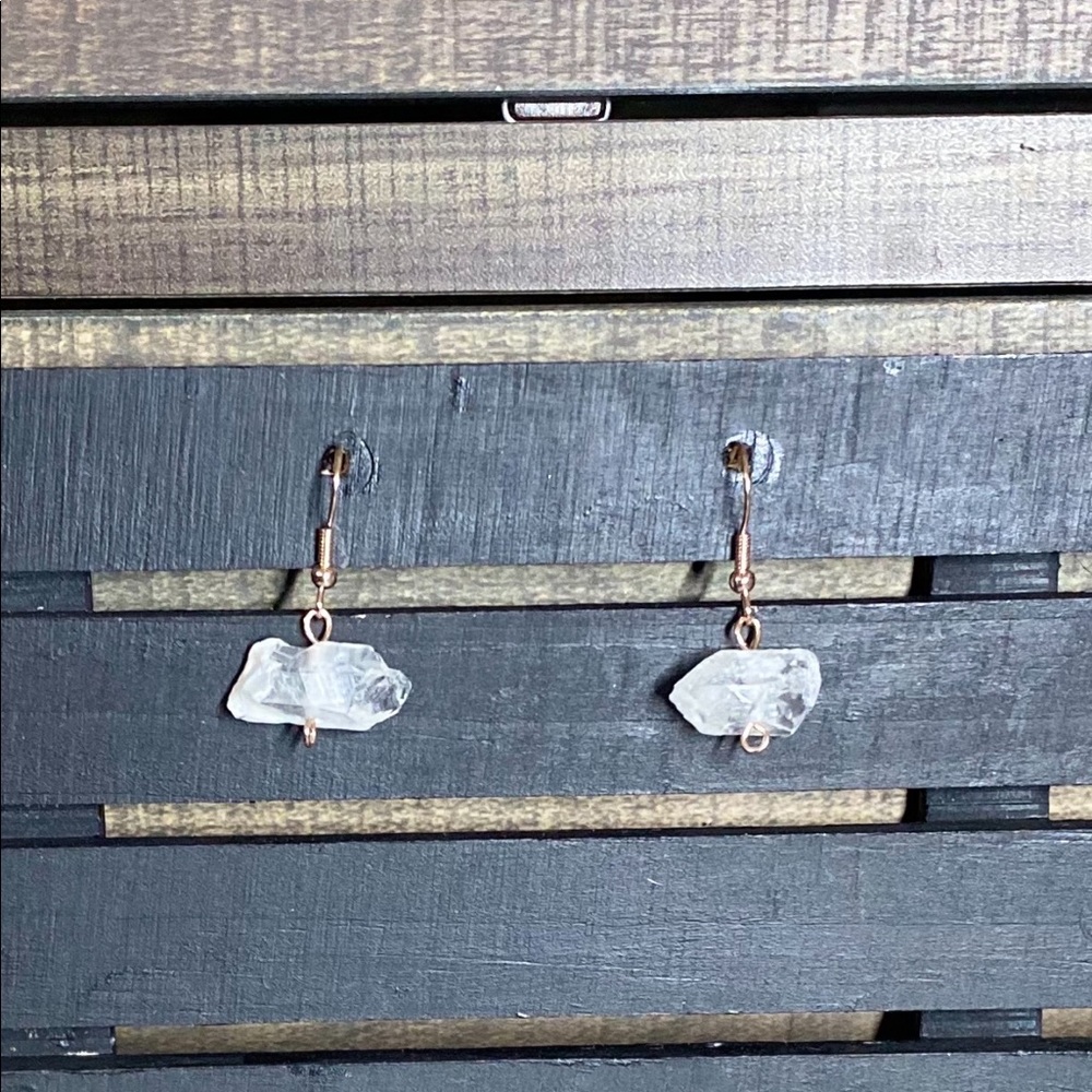 Clear quartz earrings- quartz gemstone is about 1/2 inch wide. Rose gold jewelry